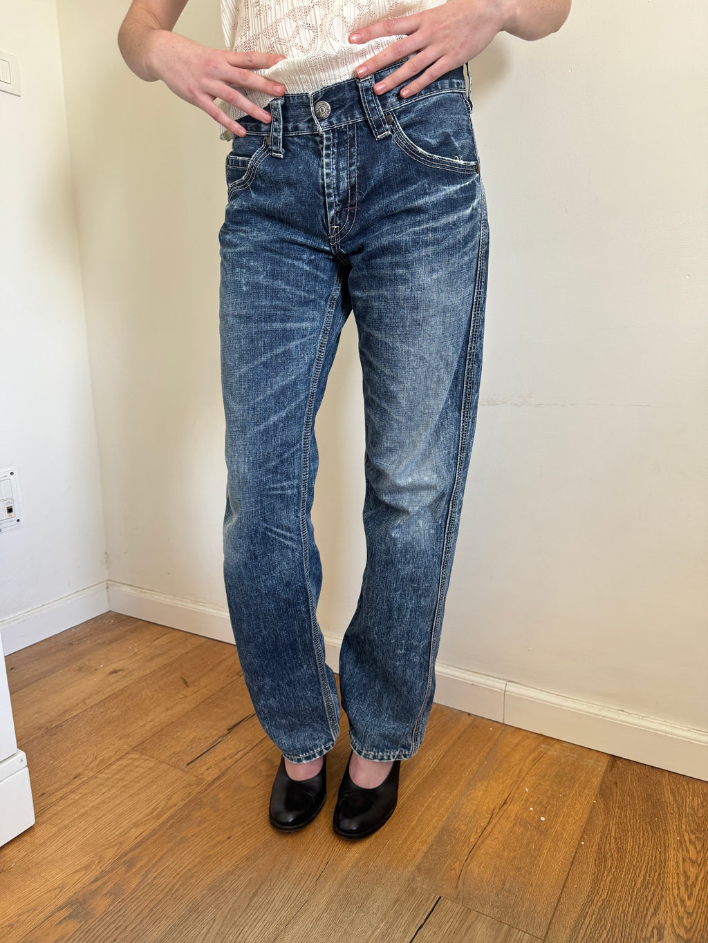 Levi’s 90’s Buckle Backs