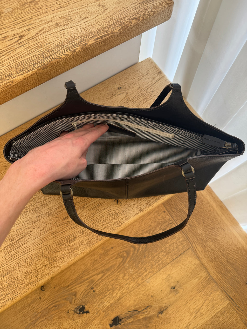 Tsumori Chisato Boat Shaped Shoulder Bag