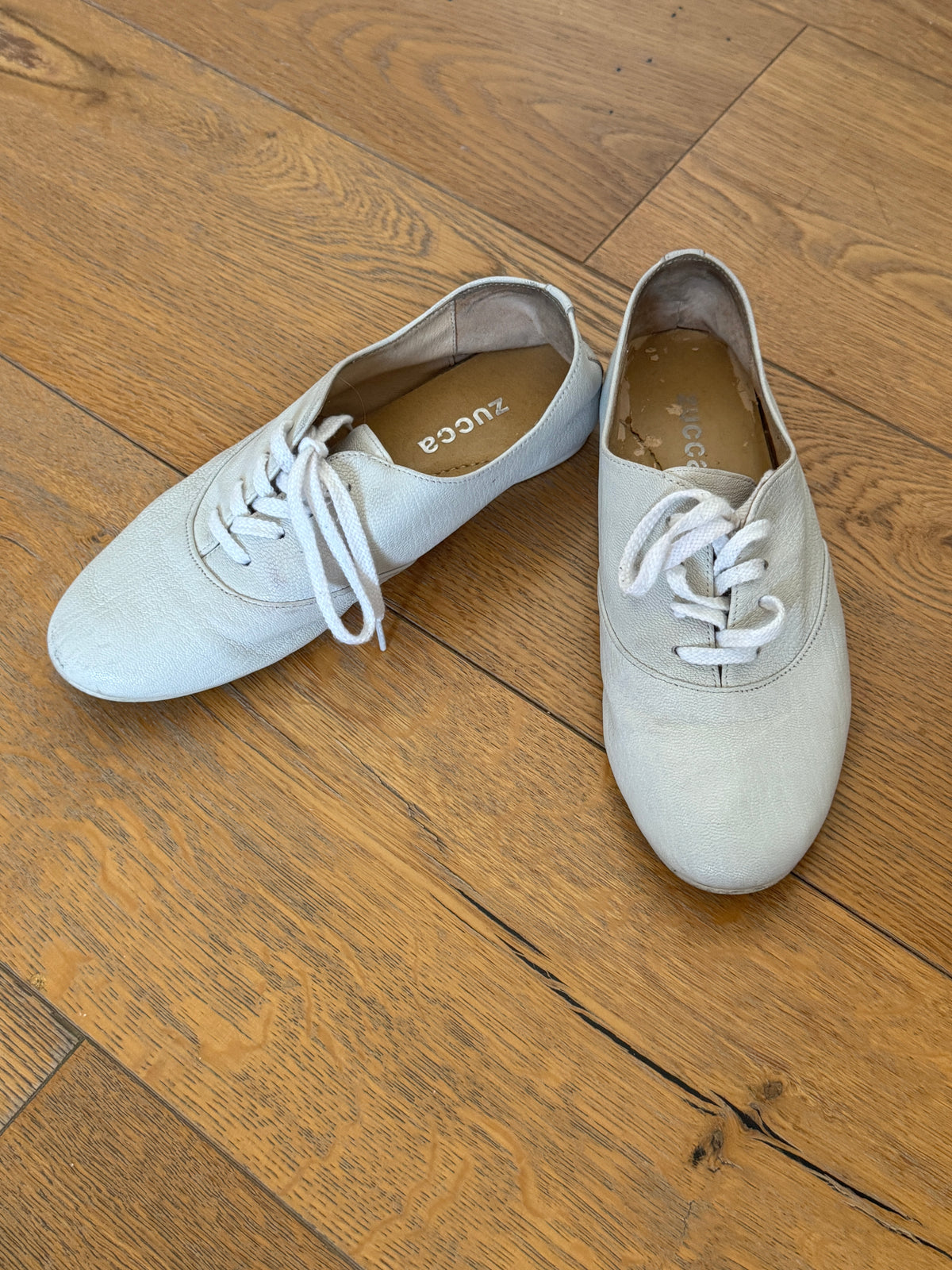 Zucca White Leather Sneaks